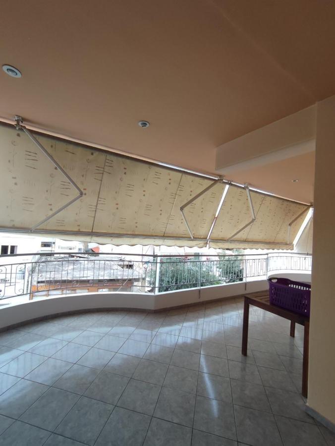 אתונה Όμορφο Διαμέρισμα Με 3 Υπνοδωμάτια מראה חיצוני תמונה